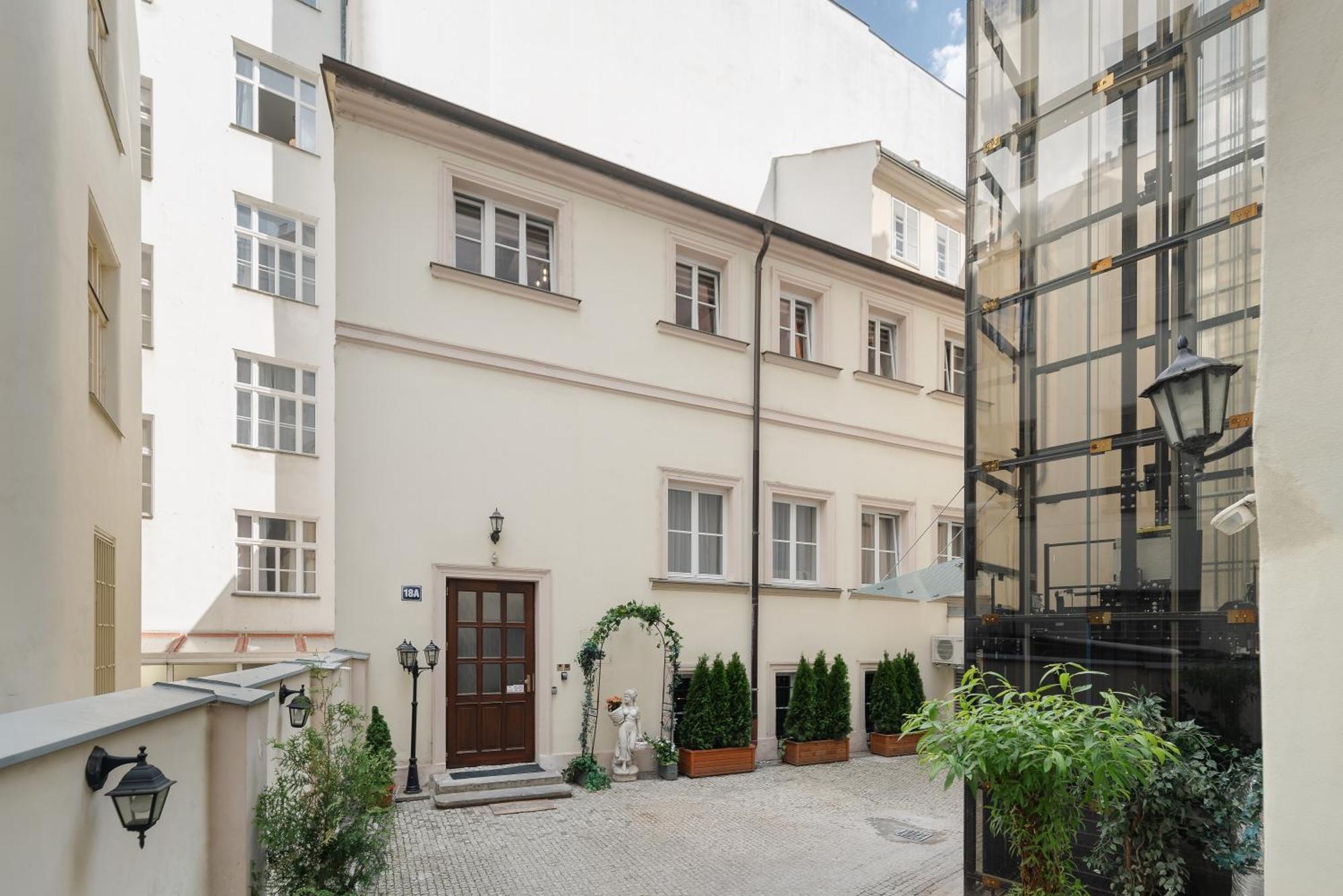 Prague Old Town Liliova Garden Hotel Exterior photo